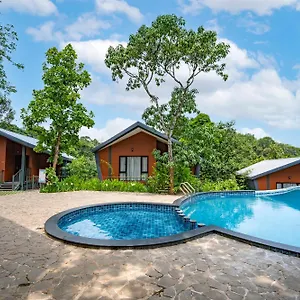 Vyna Hillock And Chalet